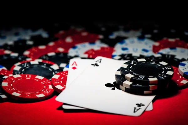 biang toto mobile app interface showing football markets and live-dealer options